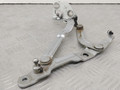 петля крышки багажника Volkswagen Bora 1 поколение 1J2 (1998 - 2005), 1.6 л., BCB, бензин, МКПП, серебро, седан, передний привод, 3B5827301A - фото №3