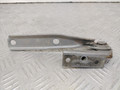 петля капота правая Audi A4 B5 (1994 - 1999), 1.6 л., бензин, МКПП, серебро, седан, передний привод, 3B0823302 - фото №3