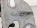 петля крышки багажника Audi A4 B5 (1994 - 1999), 1.6 л., бензин, МКПП, серебро, седан, передний привод, 3B5827301 - фото №5