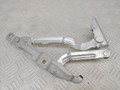 петля крышки багажника Audi A4 B5 (1994 - 1999), 1.6 л., бензин, МКПП, серебро, седан, передний привод, 3B5827302 - фото №3