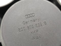 крепление запаски Audi A4 B5 (1994 - 1999), 1.6 л., бензин, МКПП, серебро, седан, передний привод, 8D0803899B - фото №4