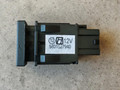 кнопка (выключатель) IVECO Daily 6 поколение 35C14 2018, 2.3 л., дизель, МКПП, фургон, 5801527940 - фото №4