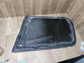 стекло кузовное боковое левое Hyundai Terracan 1 поколение 2004, 2.9 л., дизель, АКПП, внедорожник 5 дв. - фото №3