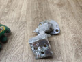 петля двери Mercedes-Benz Vito W638 2000, 2.2 л., OM 611.980, дизель, МКПП, микроавтобус - фото №4