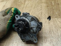 насос вакуумный Mercedes-Benz Vito W638 2000, 2.2 л., OM 611.980, дизель, МКПП, микроавтобус, 6112300165 - фото №5