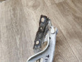 петля капота левая Opel Zafira 2 поколение (B) [рестайлинг] 2008, 1.6 л., Z 16 XE, бензин, МКПП, минивэн, 13224576 - фото №3