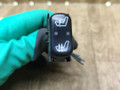 кнопка обогрева сидений Mercedes-Benz M-Класс W163 2001, 3.2 л., M 112.942, бензин, АКПП, внедорожник 5 дв., 1638200210, 03100620 - фото №2