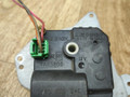 моторчик заслонки печки Mercedes-Benz M-Класс W163 2001, 3.2 л., M 112.942, бензин, АКПП, внедорожник 5 дв. - фото №2