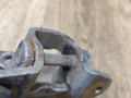 петля двери Mercedes-Benz M-Класс W163 2001, 3.2 л., M 112.942, бензин, АКПП, внедорожник 5 дв. - фото №3