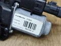 моторчик стеклоподъемника передний правый Kia Ceed 1 поколение 2009, 1.6 л., G4FC, бензин, МКПП, хетчбэк 3 дв. - фото №5
