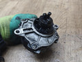 насос вакуумный Mercedes-Benz C-Класс W203/S203/CL203 2003, 2.2 л., OM 611.962, дизель, АКПП, универсал, A6112300065 - фото №4