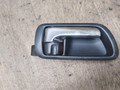 ручка внутренняя передняя правая Toyota Corolla Verso 2 поколение AR10 2007, 2.2 л., дизель, МКПП - фото №2