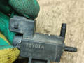 электромагнитный клапан Toyota Corolla Verso 2 поколение AR10 2007, 2.2 л., дизель, МКПП, 25860-0R010 - фото №5