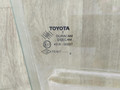 стекло двери передней правой Toyota Corolla Verso 2 поколение AR10 2007, 2.2 л., дизель, МКПП - фото №2
