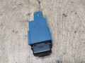 кнопка обогрева заднего стекла Toyota Carina E 1 поколение T190 1995, 1.8 л., 7A-FE, бензин, МКПП, седан - фото №2