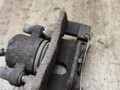 суппорт передний правый Toyota Avensis 1 поколение (T220) 2000, 2.0 л., дизель, МКПП, седан - фото №4