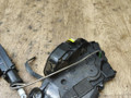 замок двери передней левой Toyota Yaris XP9 2007, 1.5 л., 1NZ-FE, бензин, АКПП, чёрный, седан, передний привод - фото №4