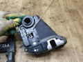 замок двери задней правой Toyota Yaris XP9 2007, 1.5 л., 1NZ-FE, бензин, АКПП, чёрный, седан, передний привод - фото №4