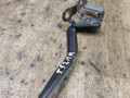петля капота правая Toyota Yaris XP9 2007, 1.5 л., 1NZ-FE, бензин, АКПП, чёрный, седан, передний привод - фото №2