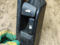 ручка открытия лючка топливного бака Toyota Yaris XP9 2007, 1.5 л., 1NZ-FE, бензин, АКПП, чёрный, седан, передний привод - фото №2