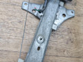 стеклоподъемник электрический передний правый Toyota Avensis 1 поколение (T220) 1998, 2.0 л., 2C, дизель, МКПП, седан - фото №6