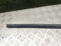 молдинг стекла Toyota Avensis 1 поколение (T220) 1999, 2.0 л., 2C, дизель, МКПП, хетчбэк 5 дв. - фото №2