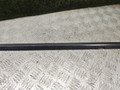 молдинг стекла Toyota Avensis 1 поколение (T220) 1999, 2.0 л., 2C, дизель, МКПП, хетчбэк 5 дв. - фото №3