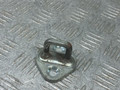 ответная часть (скоба) замка двери Toyota Avensis 1 поколение (T220) 1999, 2.0 л., 2C, дизель, МКПП, хетчбэк 5 дв. - фото №2