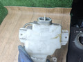 бачок омывателя Mitsubishi Pajero 2 поколение 1996, 3.0 л., 6G72 (SOHC 12V), бензин, АКПП, внедорожник 5 дв. - фото №2