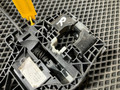 скелет ручки двери задней правой Audi Q7 4L 2008, 4.2 л., BAR, бензин, АКПП, внедорожник 5 дв., 4L0839886, 4L0839886A, 4L0839886H, 4L0839886F, 4L0839886F, 4L0839886J - фото №4