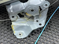 стеклоподъемник задний правый Nissan Rogue T33 2022, 1.5 л., KR15, бензин, АКПП, внедорожник 5 дв., 82720-6RR0A - фото №5