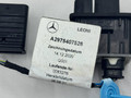 активатор замка крышки топливного бака Mercedes-Benz EQS V297 2021, электро, АКПП, седан, A2975407526 - фото №6