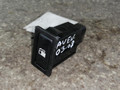 кнопка открытия лючка топливного бака Toyota Avensis 2 поколение (T250) (2003 - 2006) - фото №3