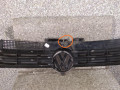 решетка радиатора Volkswagen Golf 4 поколение (1997 - 2006), 1J0853655D - фото №2