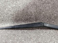 щеткодержатель (поводок стеклоочистителя, дворник) Nissan Maxima A33 (2000 - 2005), B05LA - фото №2