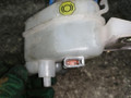 бачок тормозной жидкости Nissan Almera Tino V10 2003 - фото №3