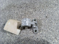 петля крышки багажника Skoda Fabia 2 поколение (5J) 2008, 1.9 л., TDi, дизель, МКПП, хетчбэк 5 дв., 6N0327301C - фото №2