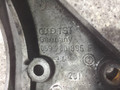 кронштейн компрессора кондиционера Audi A6 4B/C5 [рестайлинг] (2001 - 2004), 2.5 л., TDi, BFC, дизель, 059260885F - фото №3