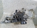 кронштейн генератора Renault Megane 1 поколение [рестайлинг] (1999 - 2003), 1.4 л., K4J 714, бензин, МКПП, 8200169566 - фото №3