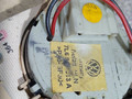 кнопка открывания люка Volkswagen Touareg 1 поколение (2002 - 2007), 7L6868349A - фото №5
