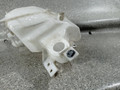 бачок омывателя Mazda 3 BL (2008 - 2011), хетчбэк 5 дв., 860142-781, BBM467480 - фото №4
