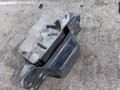 подушка крепления двигателя Volkswagen Caddy 3 поколение [рестайлинг] (2010 - 2015), 1.6 л., TDi, 5МКПП, 1K0199555M - фото №2