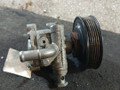 насос гидроусилителя руля Volkswagen Golf 4 поколение (1997 - 2006), 1.6 л., i, BCB, бензин, 5МКПП, 1J0422154B - фото №2