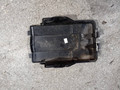 крышка аккумулятора Skoda Superb 2 поколение [рестайлинг] (2013 - 2015), 2.0 л., TDi, лифтбэк, передний привод, 3C0915443A - фото №2