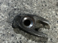 крепление форсунки Renault Megane 2 поколение (2002 - 2006), 1.5 л., DCi, K9K 732, дизель, МКПП, 8200294788 - фото №2