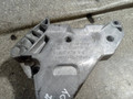 кронштейн двигателя Volkswagen Caddy 3 поколение (2004 - 2010), 1.9 л., TDi, BLS, дизель, МКПП, 03G199207F - фото №2