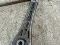 подушка крепления двигателя Volkswagen Tiguan 1 поколение (2007 - 2011), 2.0 л., дизель, 3C0199855M - фото №2