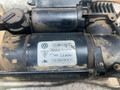 компрессор пневмоподвески Volkswagen Touareg 1 поколение (2002 - 2007), 2.5 л., дизель, 7L616006C - фото №4