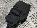моторчик заслонки печки BMW 3 серия F30/F31/F34 [рестайлинг] F30 2015, 2.0 л., N47 D20 C, дизель, МКПП, estoril blau (b45), седан, полный привод, правый руль, 64119321034, 412650750, 9321034, 4126507 - фото №2