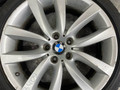 диск литой BMW 5 серия F07/F10/F11 F10 2012, 3.5 л., бензин, АКПП, black sapphire metallic (475), седан, полный привод - фото №2
